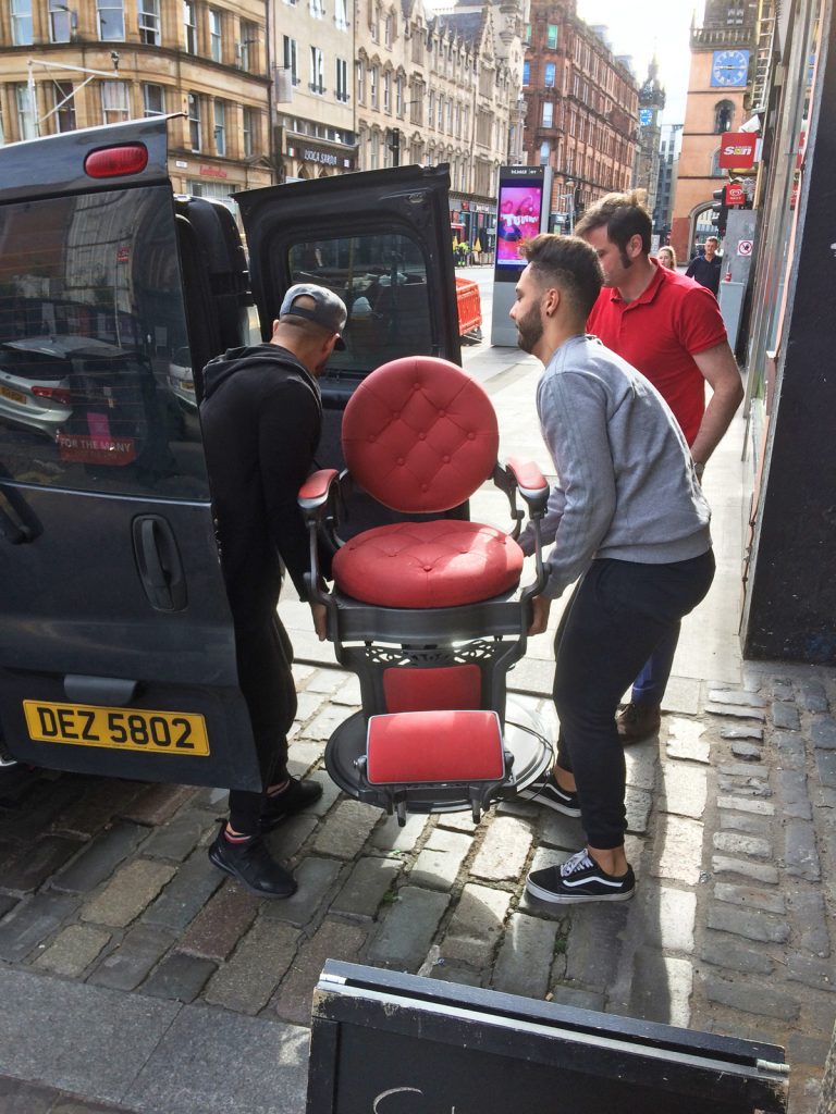 Brazuka unloading barber chair, Cassart, 2019